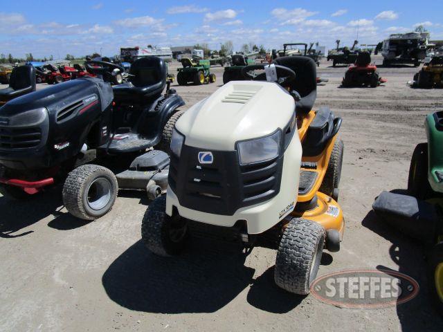 2010 Cub Cadet LXT1042_1.jpg